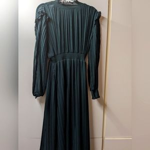 Zara green midi dress in XS